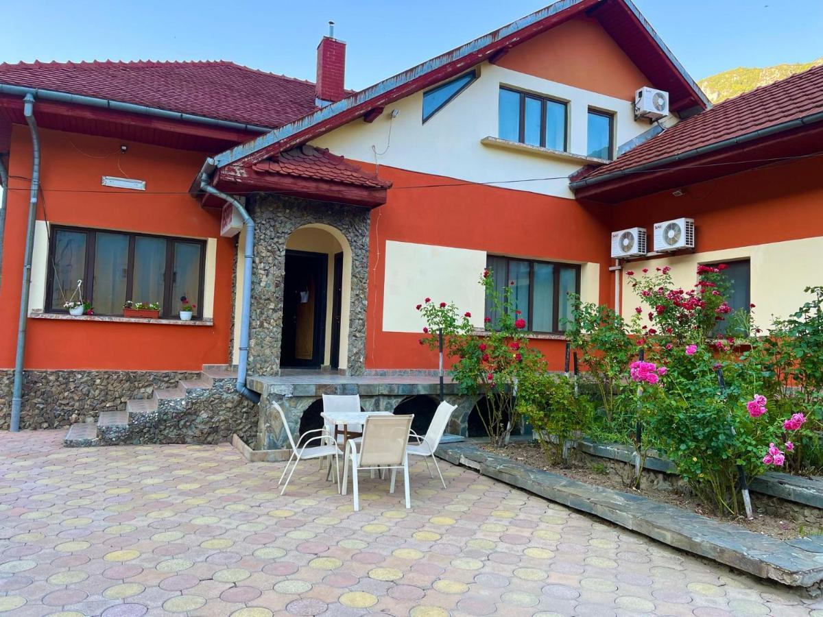 Pensiunea Orhideea Băile Herculane Exteriér fotografie