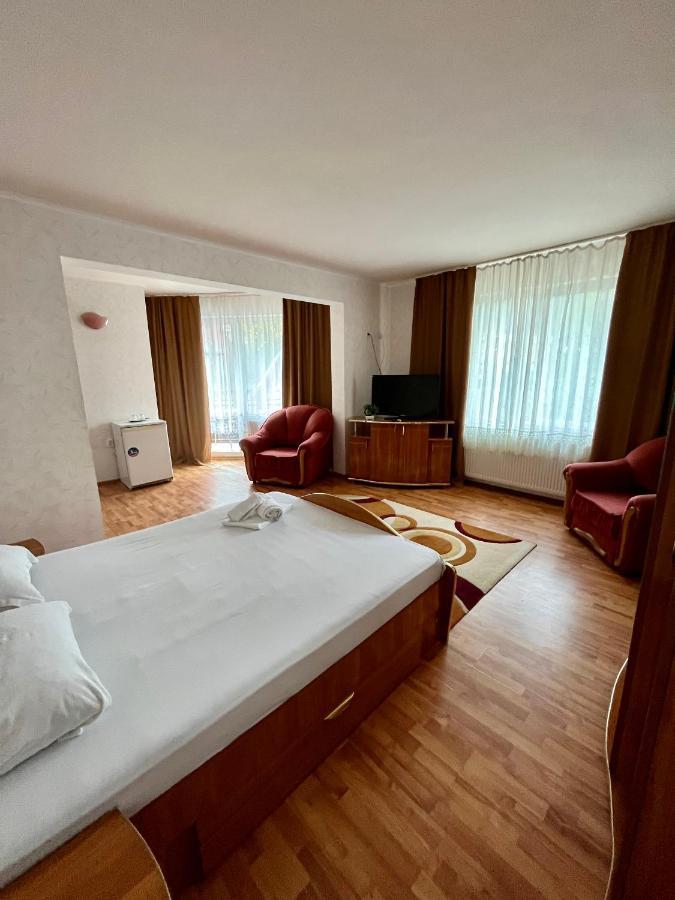 Pensiunea Orhideea Băile Herculane Exteriér fotografie